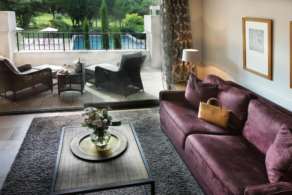 Residence Hoteliere 4 Etoiles Les Mas Du Grand Vallon Mougins Exterior foto